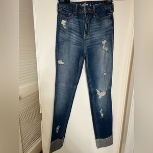 Hollister Jean